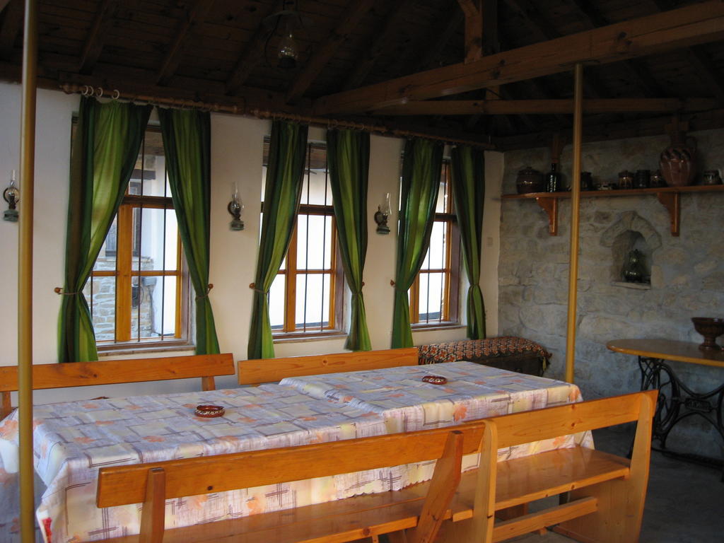 Guest House Astra Arbanasi Eksteriør bilde